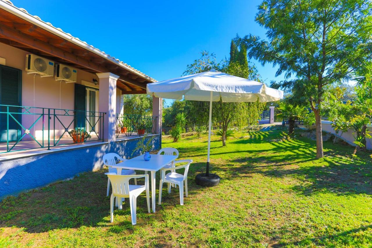 Villa Chrisdina Nymfai 外观 照片